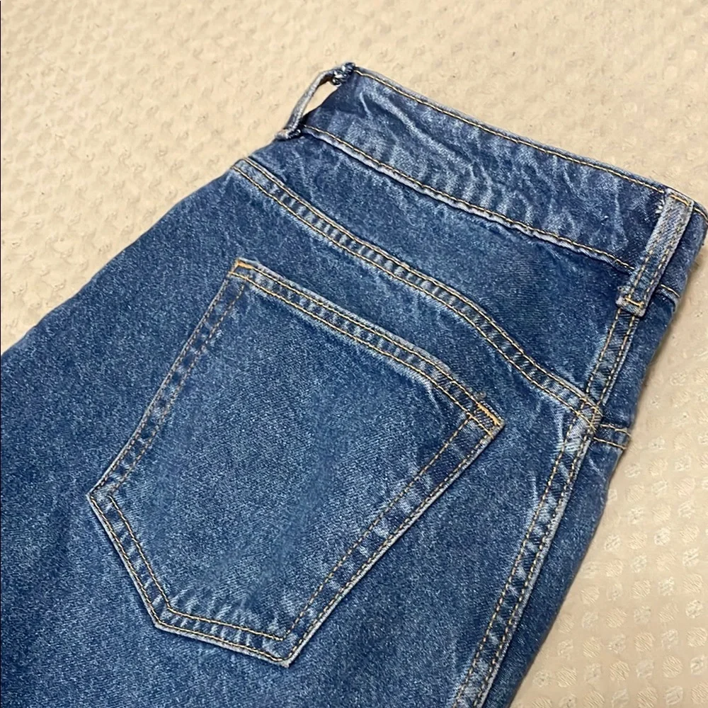 Classic Blue Women's Jeans - Picture 7 of 8